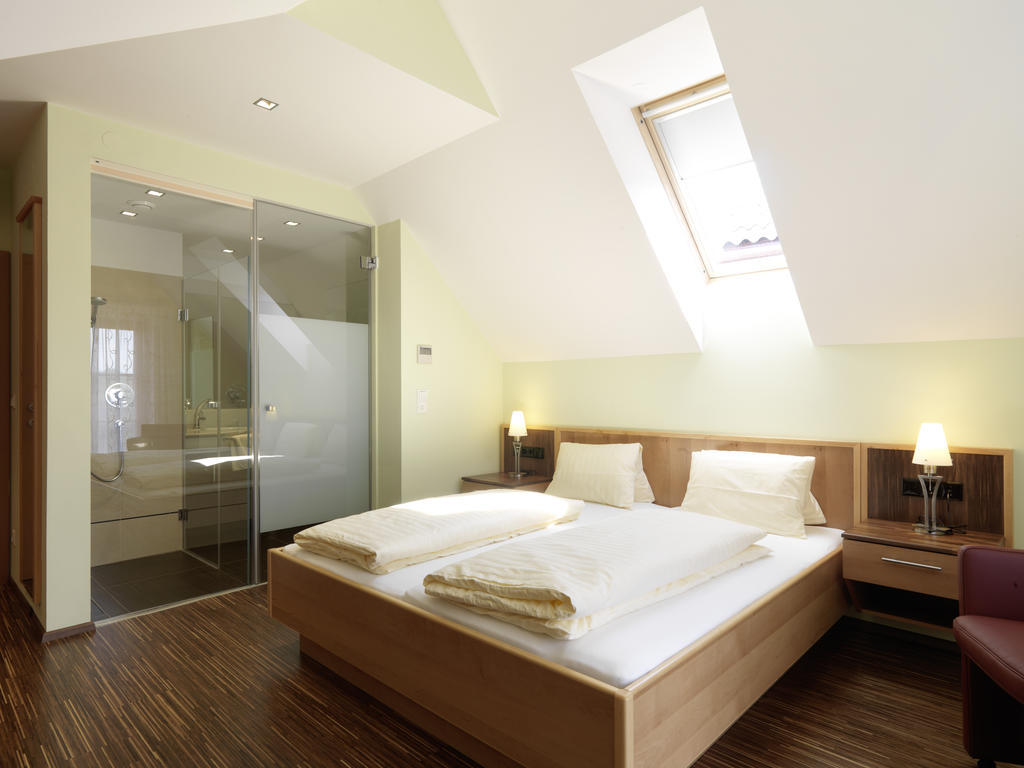 Weingut Skoff Original Hotel Gamlitz Room photo