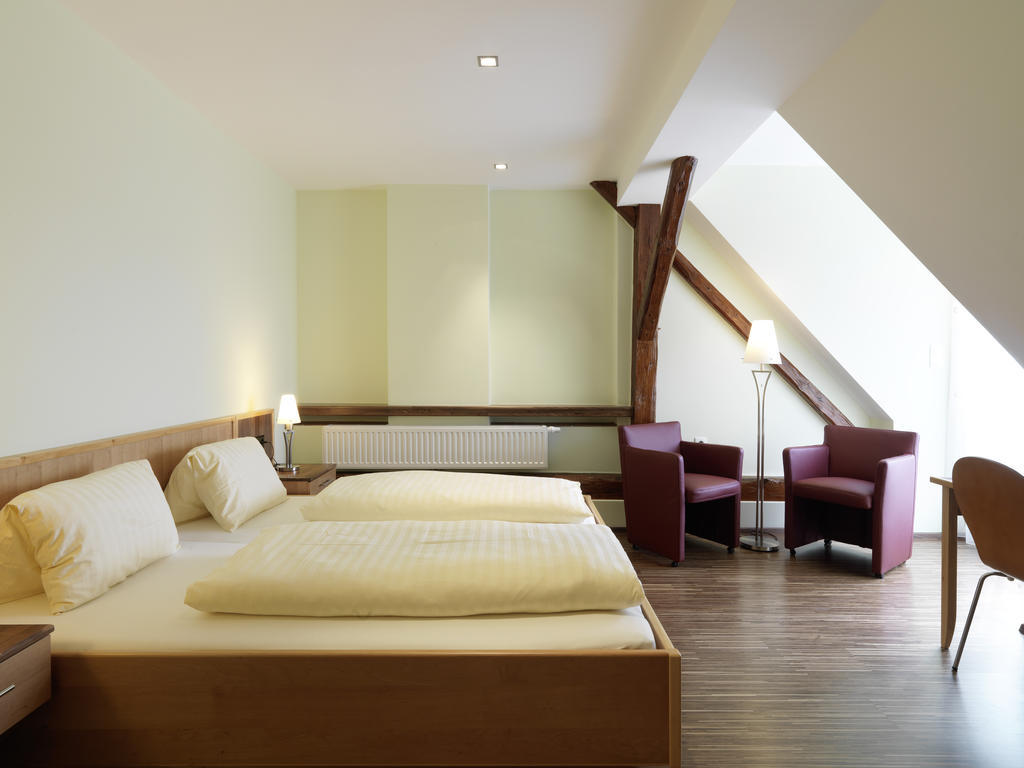 Weingut Skoff Original Hotel Gamlitz Room photo