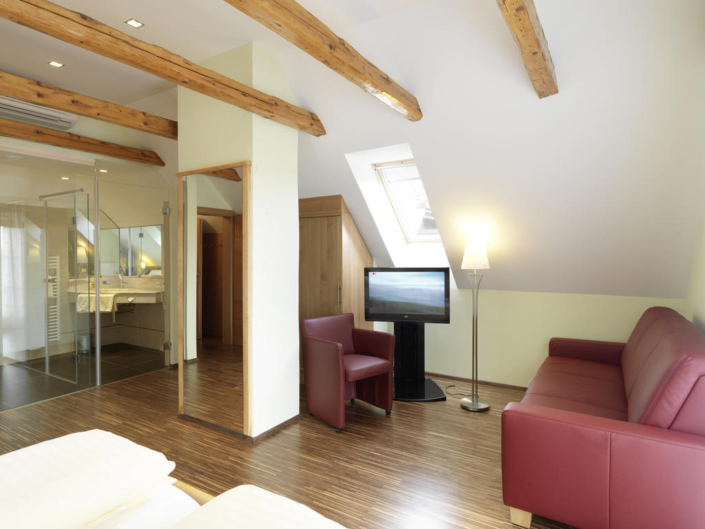 Weingut Skoff Original Hotel Gamlitz Room photo