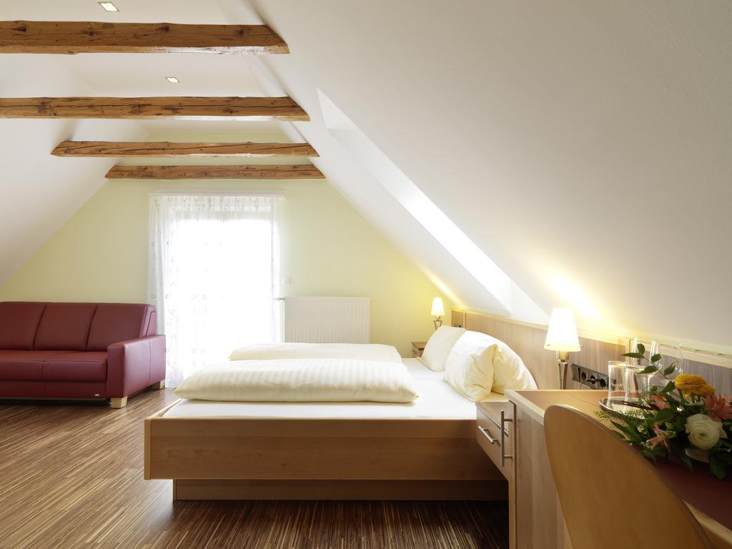 Weingut Skoff Original Hotel Gamlitz Exterior photo